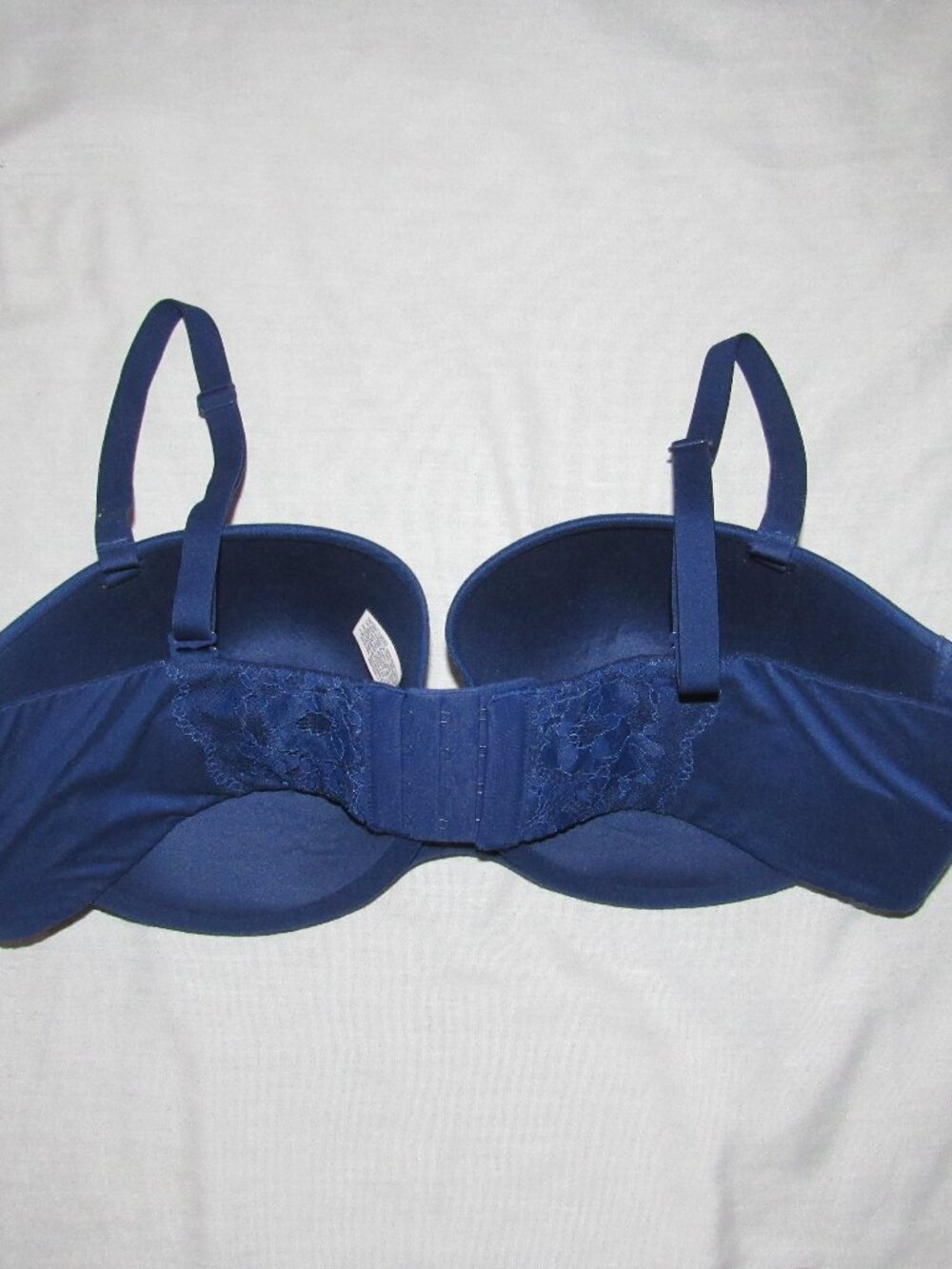 Victoria's Secret Body By Victoria Lined Strapless Convertible Blue Bra sz 38D - Picture 2 of 3